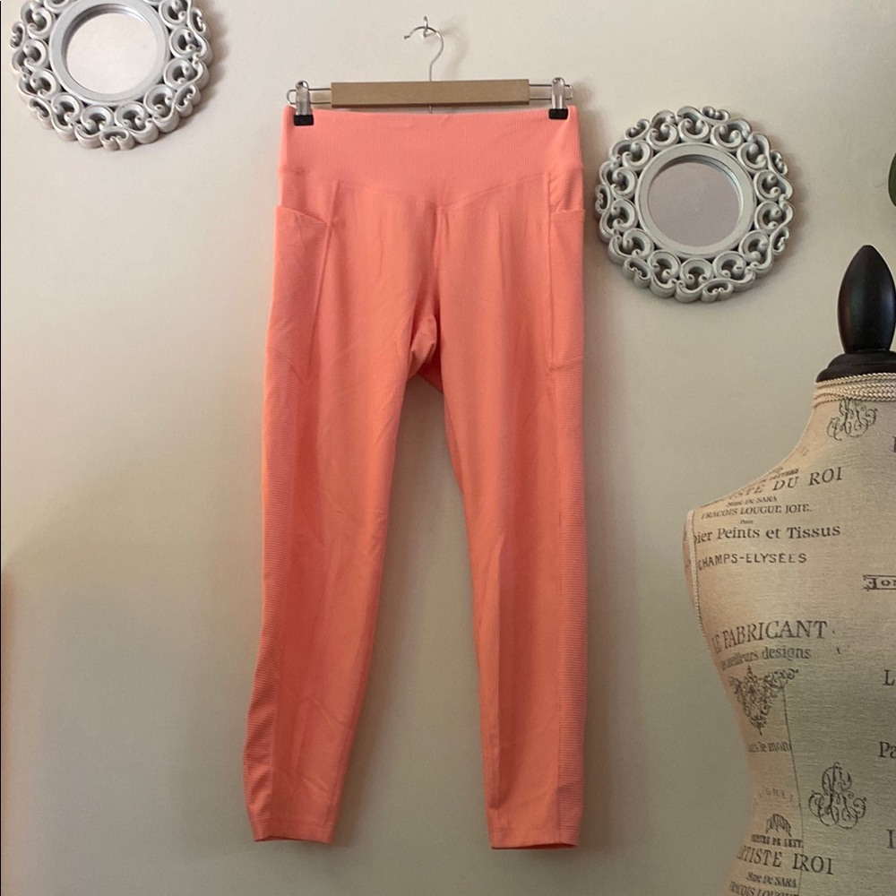 Old Navy Peach Leggings